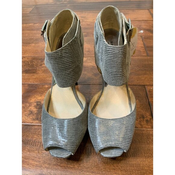 Michael Kors Gray Leather Snakeskin Stiletto Heels Open Toe Buckled, Size 10 - Picture 2 of 9